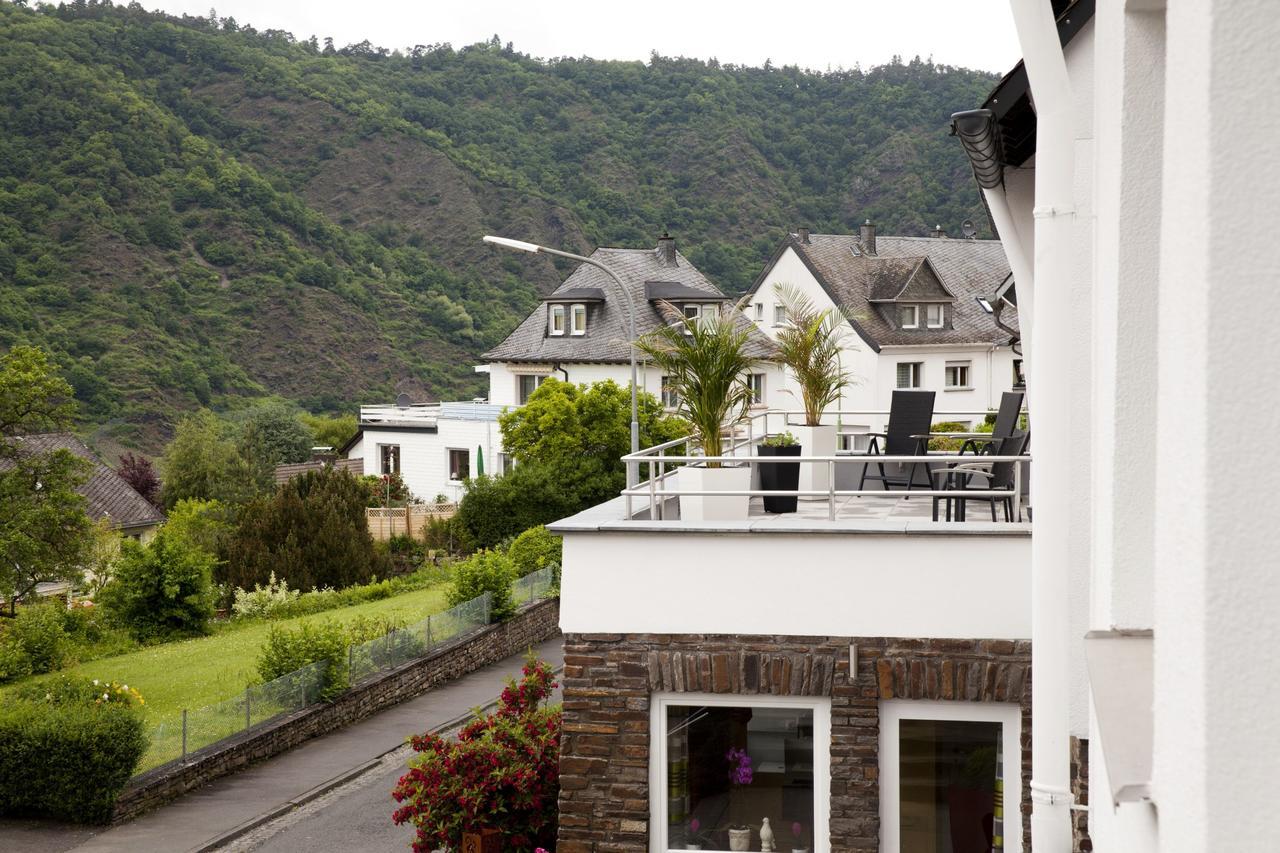 Hotel Vintage Am Bundesbank-Bunker Cochem Exterior photo