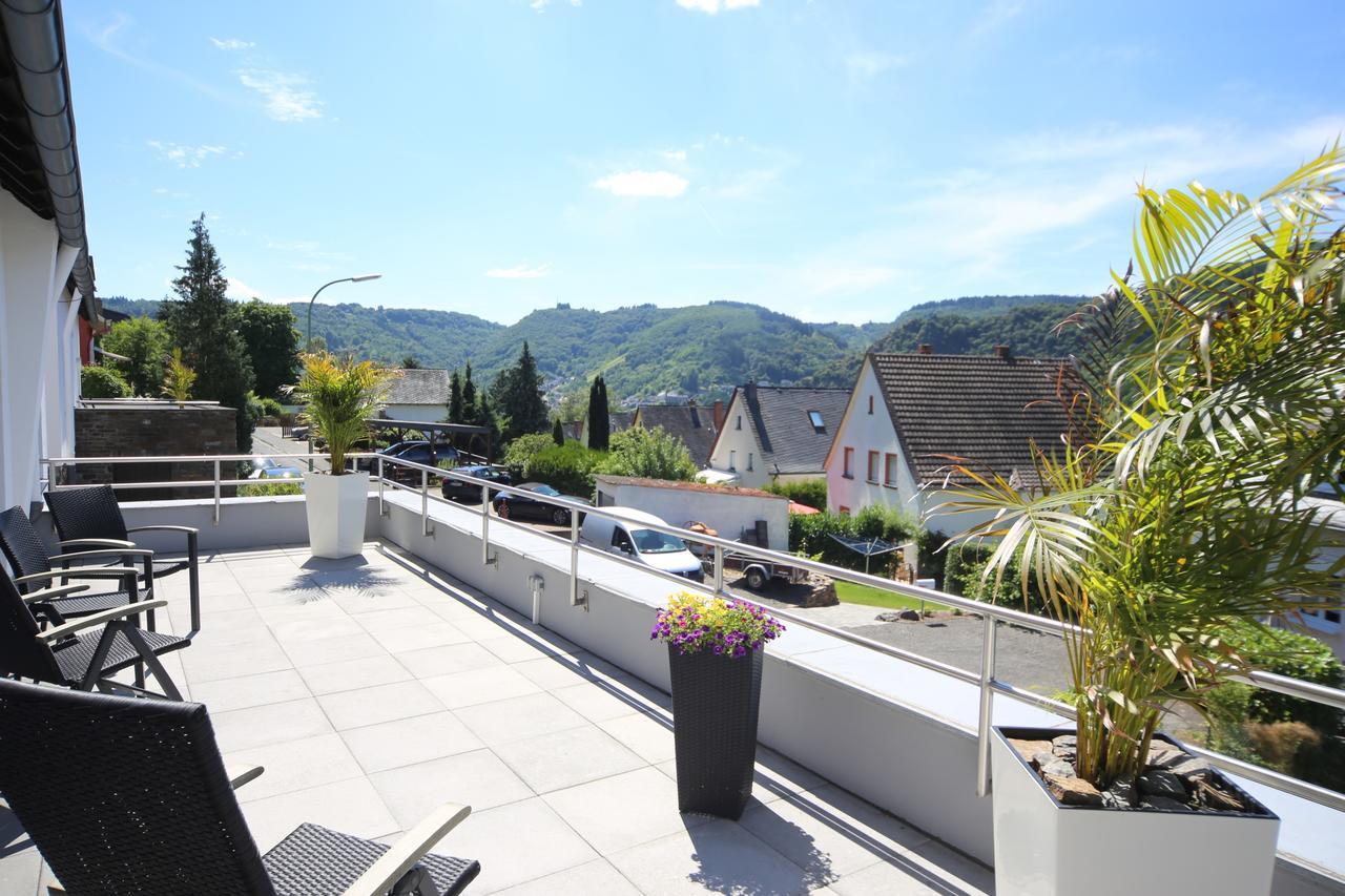 Hotel Vintage Am Bundesbank-Bunker Cochem Exterior photo